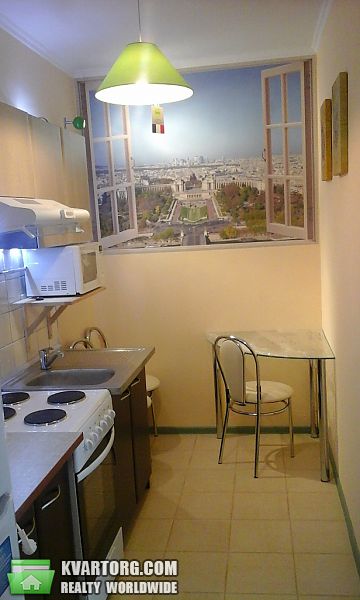 Sell 2-room apartment. Киев, Гарматная — photo 1