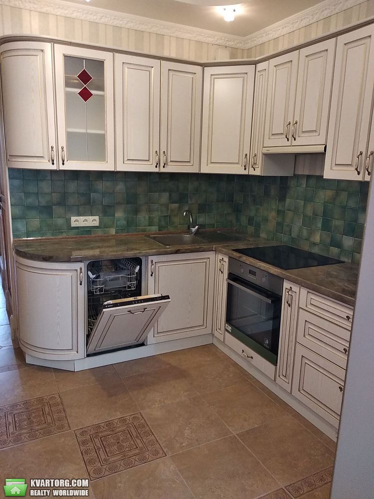 Rent out 3-room apartment. Киев,  Градинская — photo 1