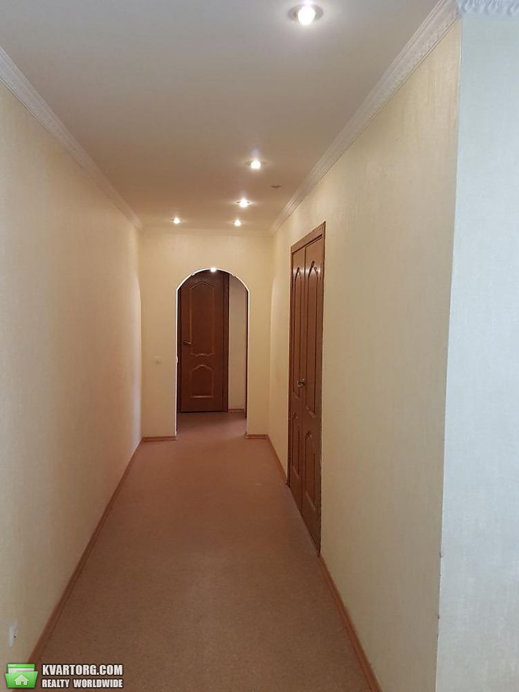 Rent out 4-room apartment. Киев,  Бальзака — photo 8