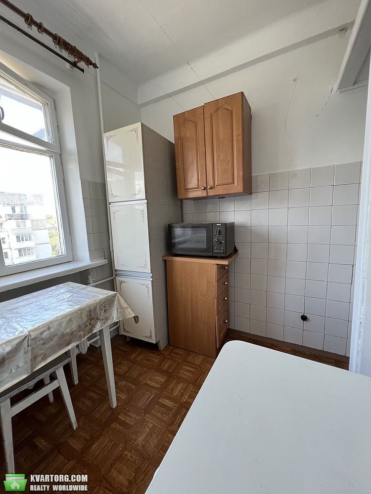Rent out 1-room apartment. Киев, В. Василевської — photo 3