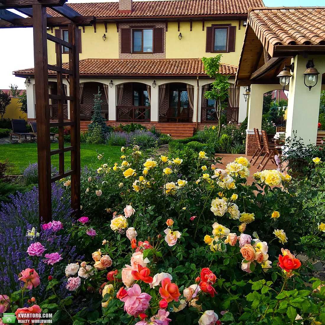 Sell house. Одесса, Средняя — photo 1
