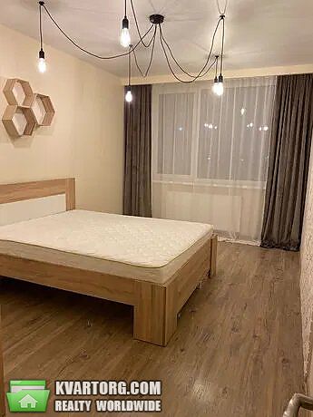 Rent out 2-room apartment. Киев, пр-т Правды — photo 3