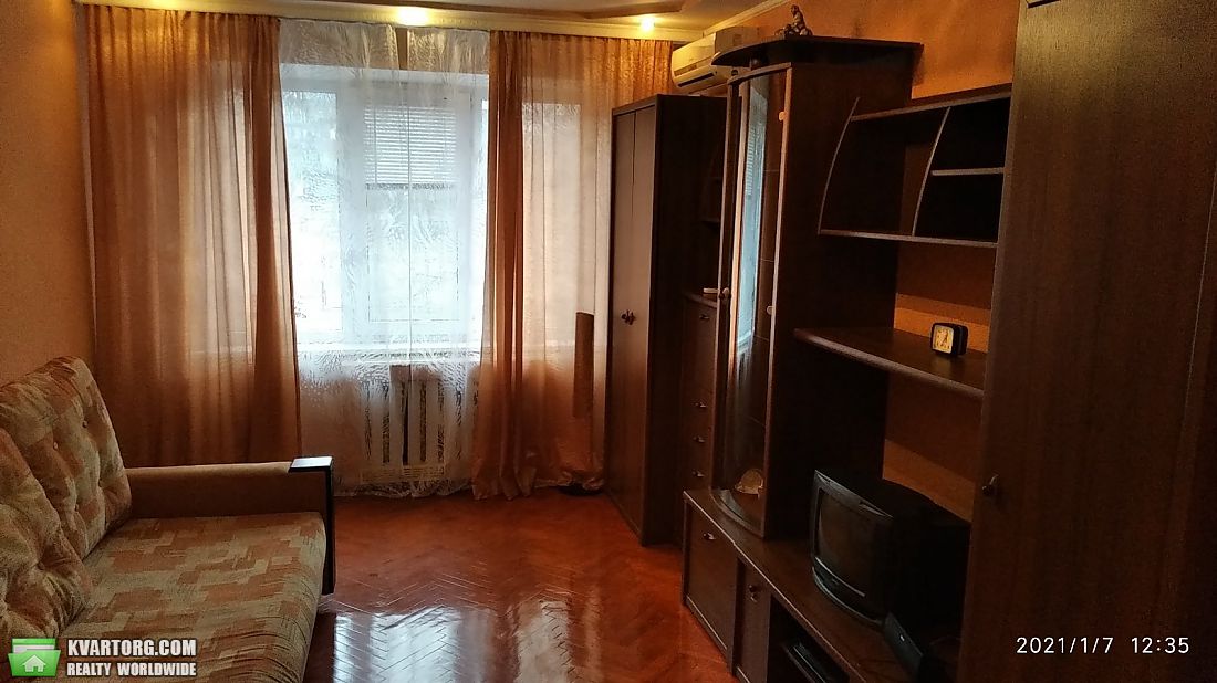 Rent out 2-room apartment. Киев,  Милютенко — photo 1