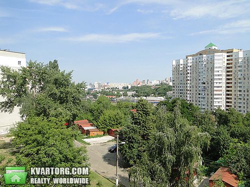 Sell 3-room apartment. Киев, Феодосеевская — photo 1