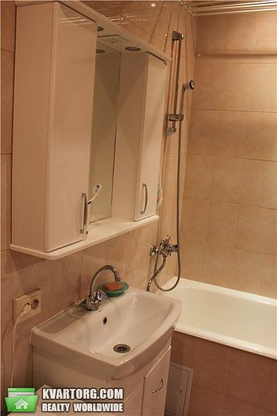 Sell 1-room apartment. Киев, Березняковская — photo 2
