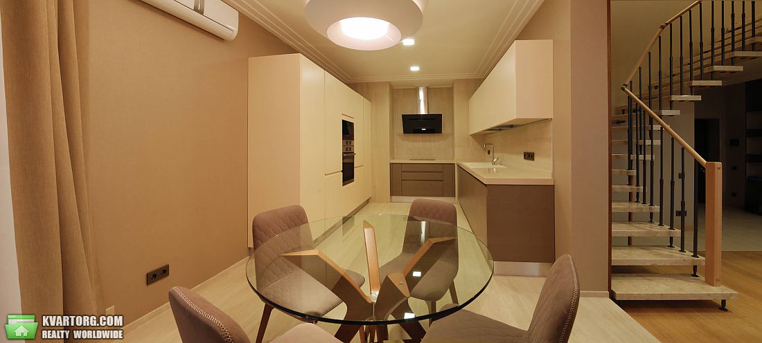 Rent out 4-room apartment. Киев, Болсуновская — photo 8
