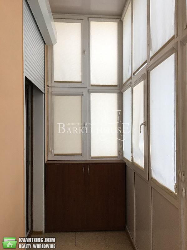 Rent out 2-room apartment. Киев,  Верхний Вал — photo 10