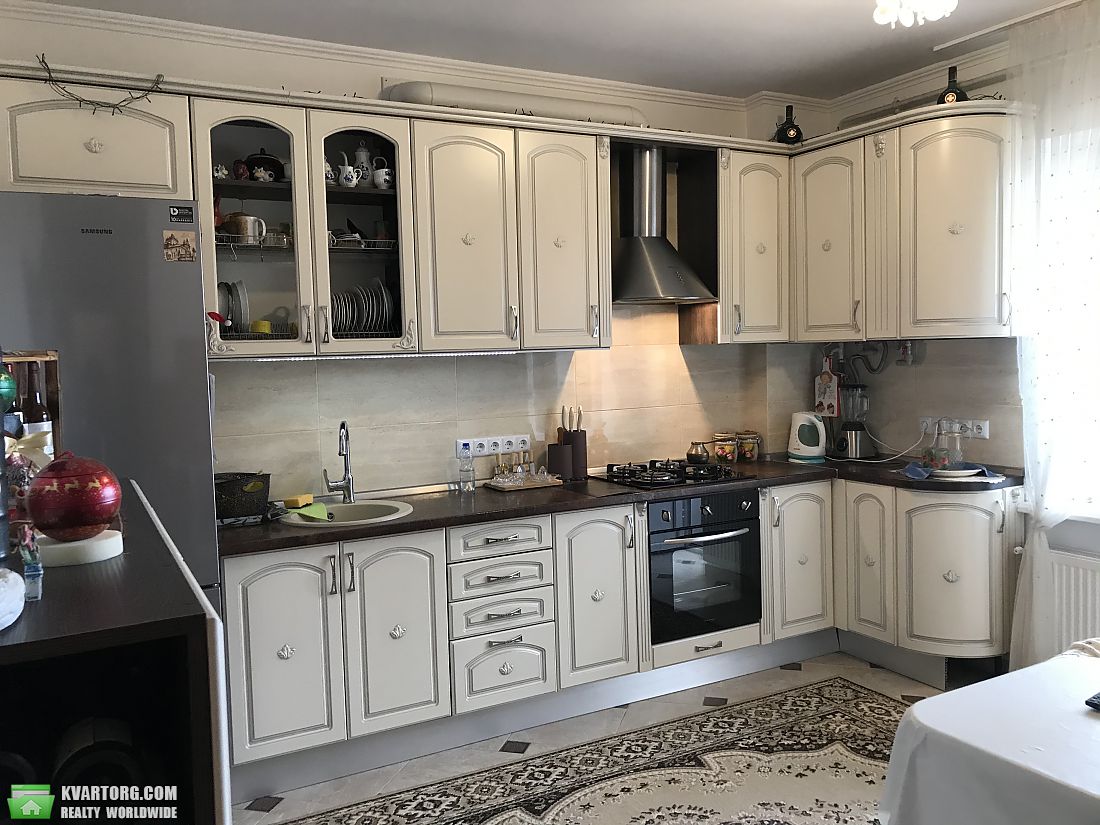 Sell 2-room apartment. Киевская обл.,  Радужная — photo 1