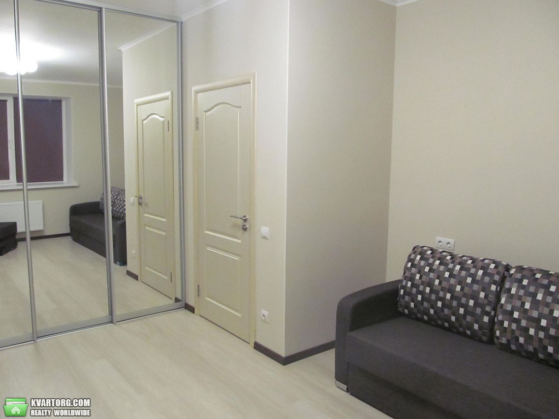 Rent out 1-room apartment. Киев, академика лебедева — photo 6