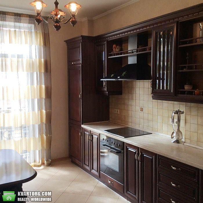Rent out 3-room apartment. Киев,  Павловская — photo 7