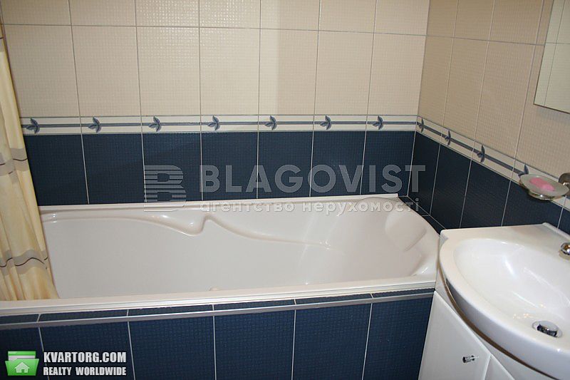 Rent out 2-room apartment. Киев,  Пожарского — photo 8