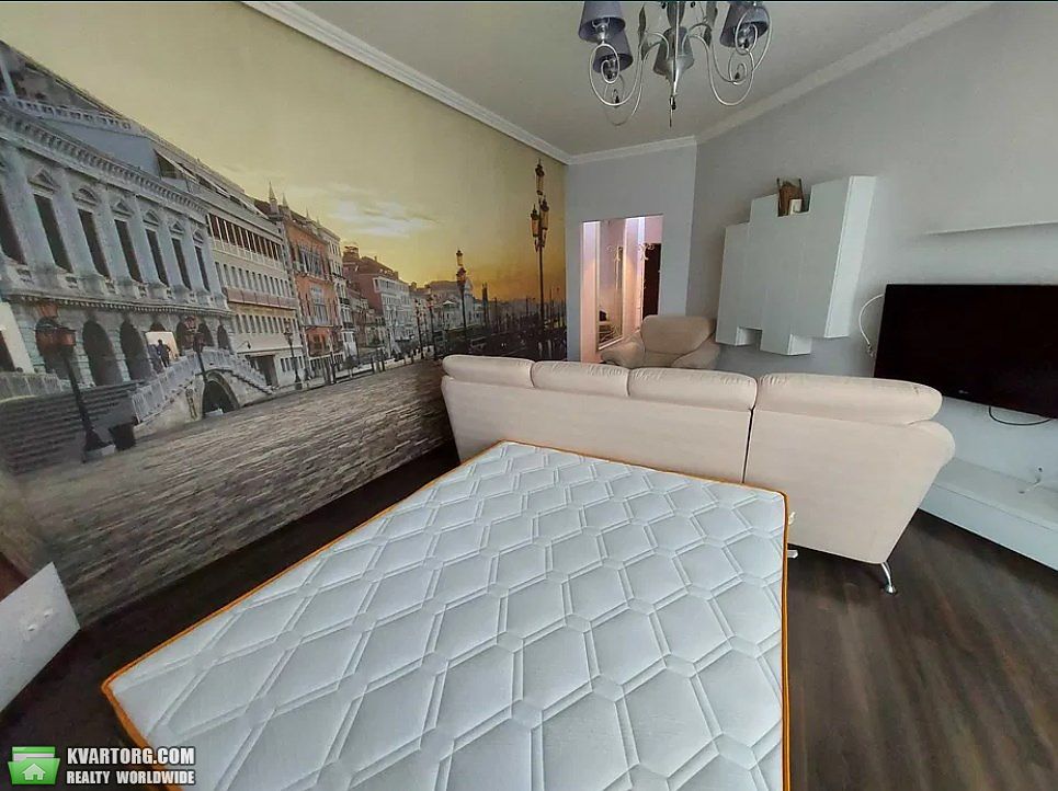 Rent out 1-room apartment. Киев, Коновальца — photo 2