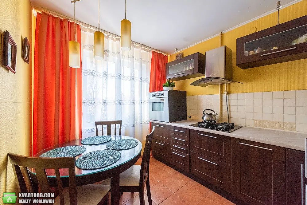 Sell 3-room apartment. Киев, Генерала Воробьева — photo 1