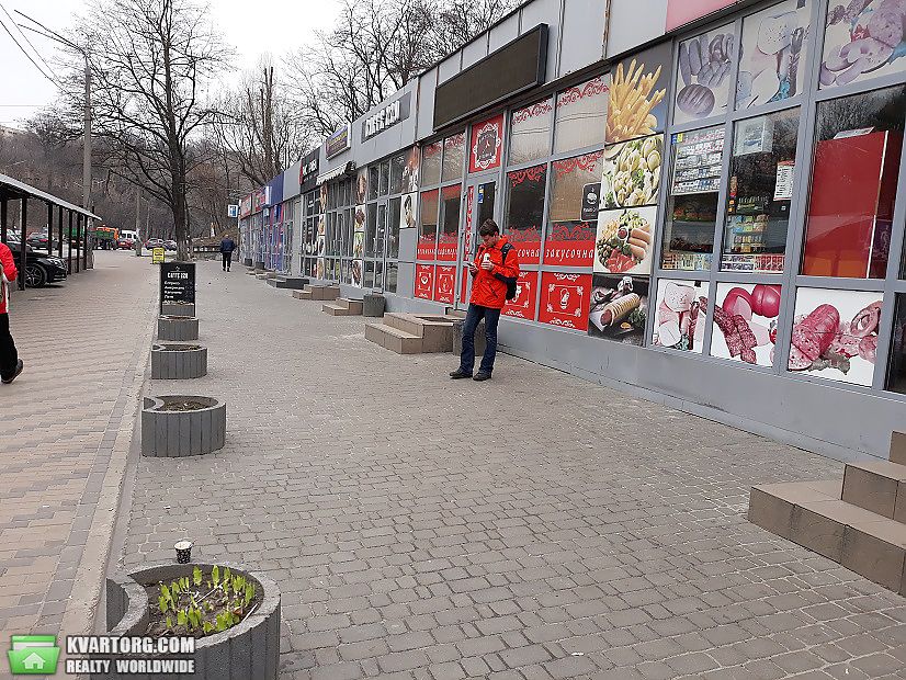 Sell shop. Киев, Телиги Е — photo 1
