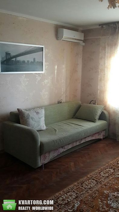 Sell 1-room apartment. Киев,  Малокитаевская — photo 1