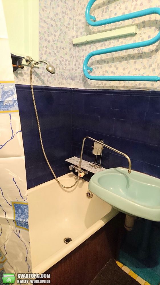 Rent out 2-room apartment. Киев,  Запорожца — photo 4