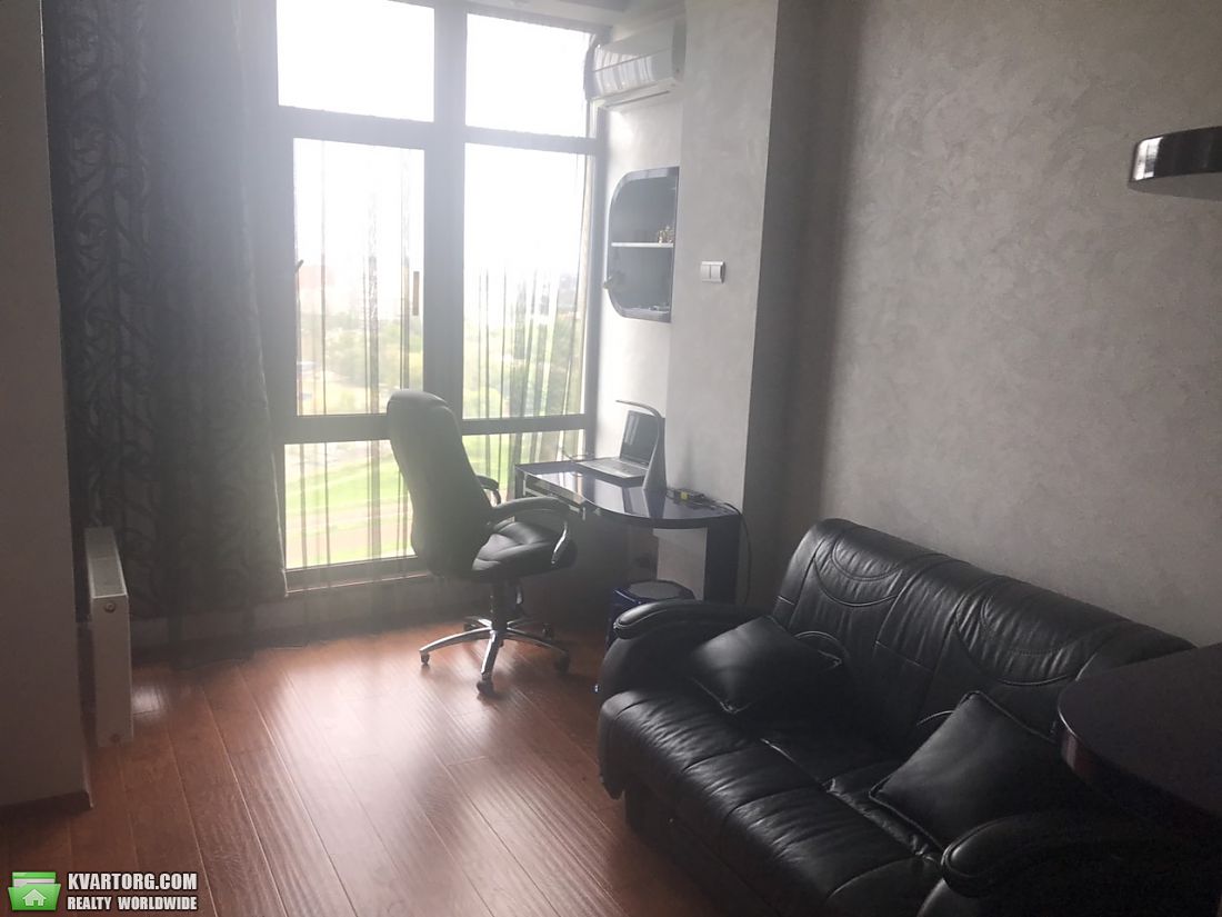 Sell 3-room apartment. Одесса,  Артиллерийская — photo 1