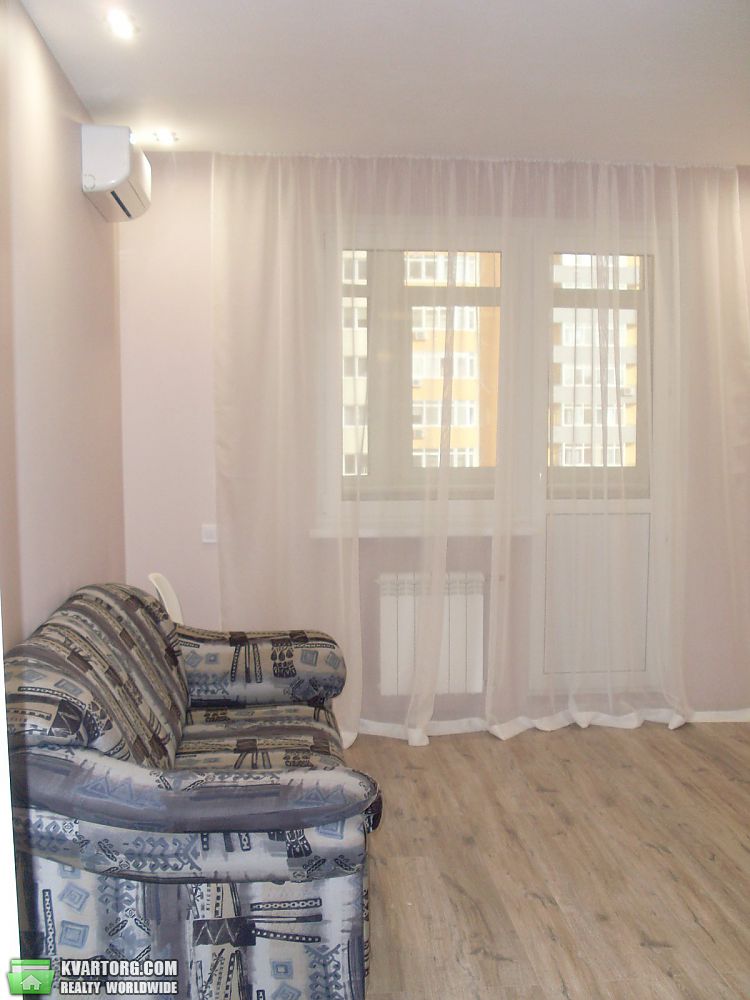 Rent out 1-room apartment. Киев, Кондрактюка — photo 5