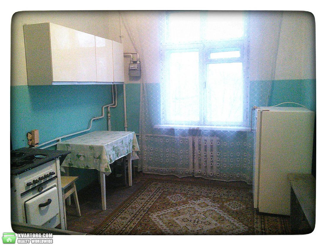 Sell 2-room apartment. Киев,  Метростроевская — photo 5