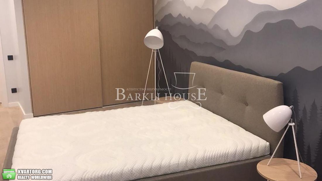 Rent out 2-room apartment. Киев,  Глубочицкая — photo 4