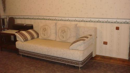Rent out 3-room apartment. Одесса, Французский бульвар — photo 1