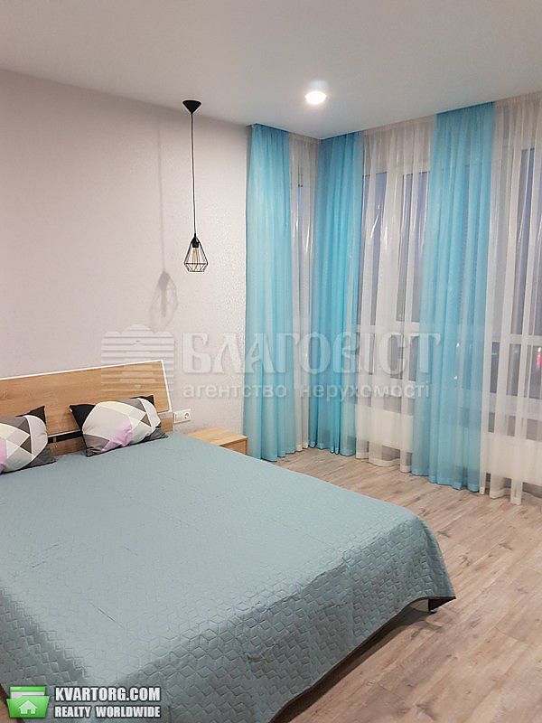 Sell 2-room apartment. Киев,  Заречная — photo 2