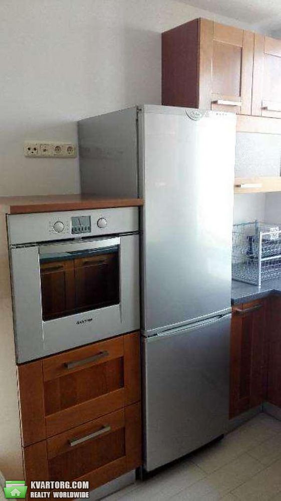 Rent out 3-room apartment. Киев, проспект Соборности — photo 6