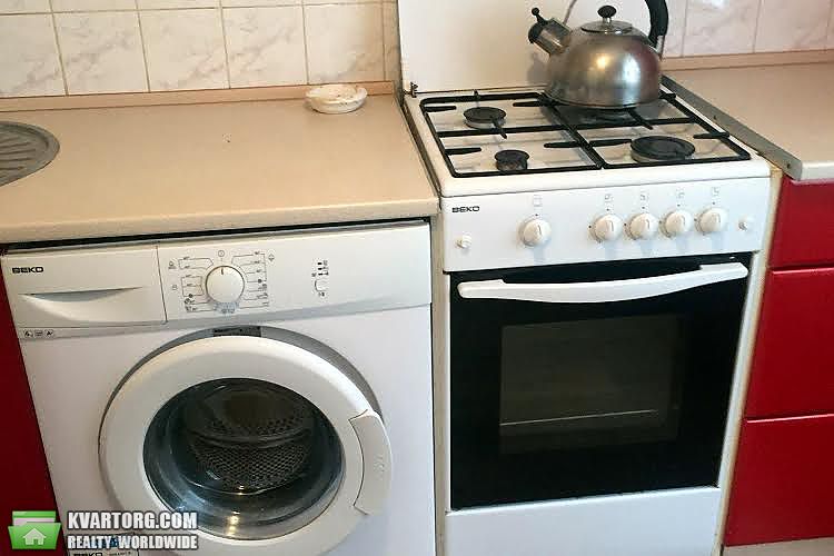 Rent out 2-room apartment. Киев, Маричанская — photo 3