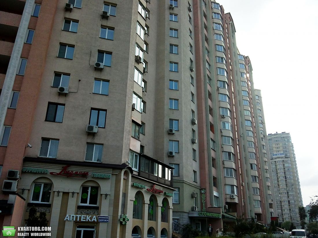 Rent out 1-room apartment. Киев, Голего — photo 1