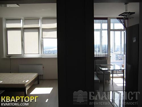 Sell 1-room apartment. Киев,  Бажана — photo 5