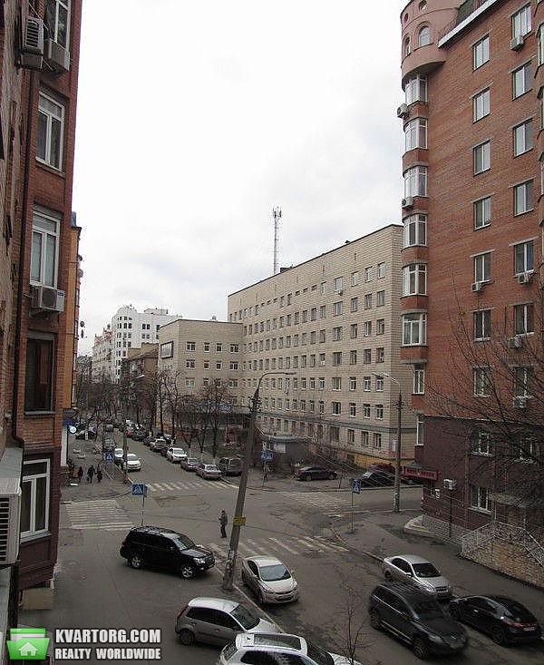 Sell 2-room apartment. Киев,  Введенская — photo 1