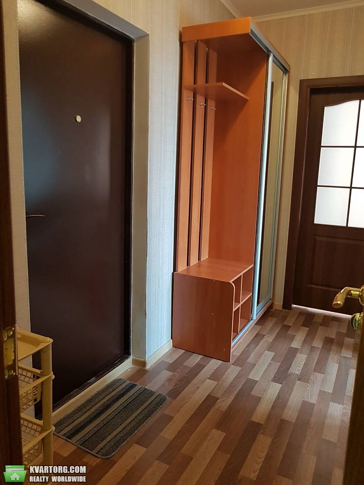 Rent out 1-room apartment. Киев, Чавдар — photo 2