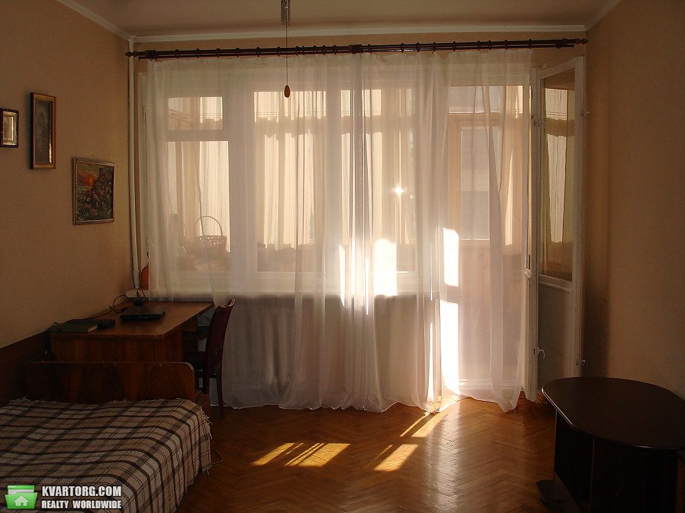 Sell 2-room apartment. Киев,  Гордиенко пер — photo 4