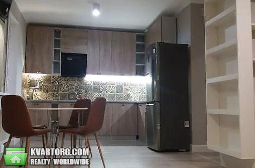 Rent out 2-room apartment. Киев,  Драгоманова — photo 1