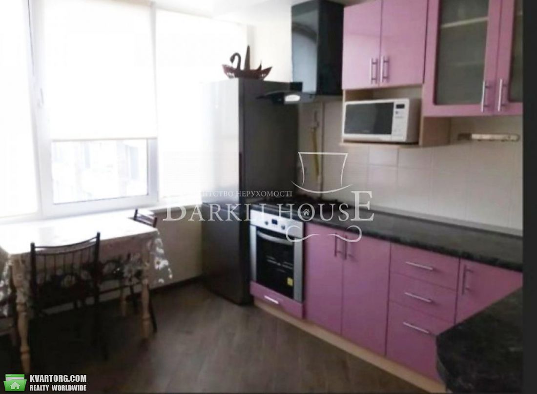 Rent out 3-room apartment. Киев,  Дмитриевская — photo 2