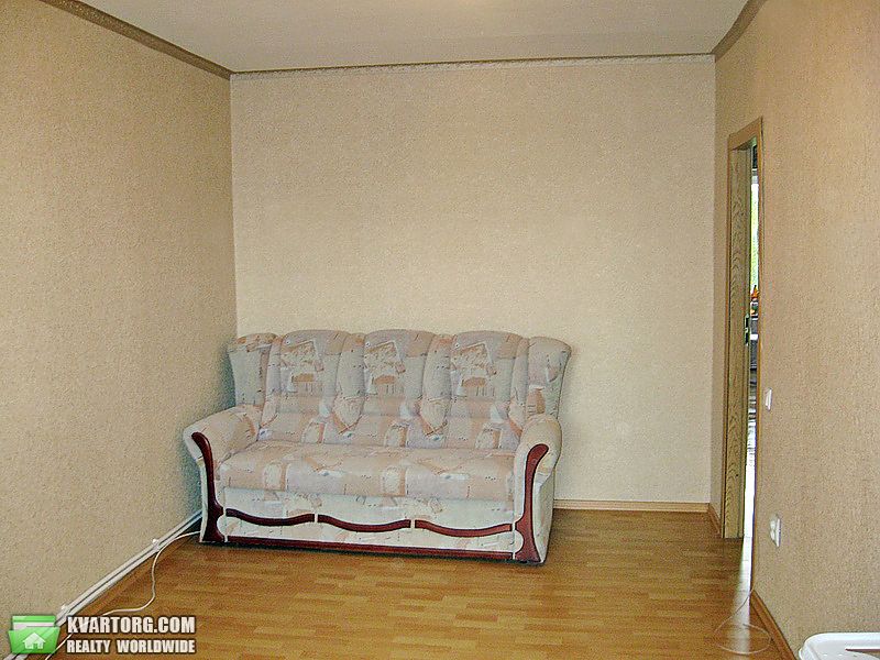 Rent out 2-room apartment. Днепропетровск,  Рабочая — photo 3
