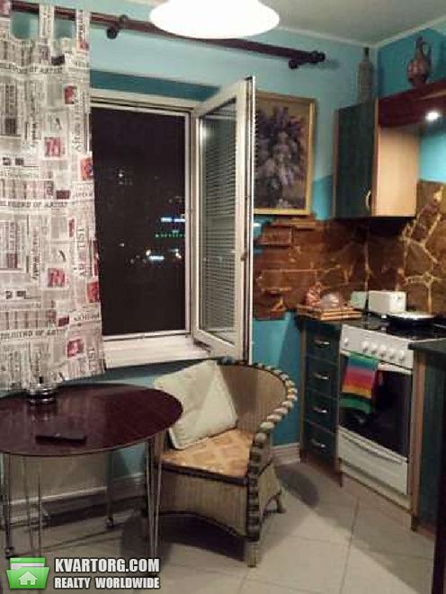 Sell 2-room apartment. Киев,  Срибнокильская — photo 1