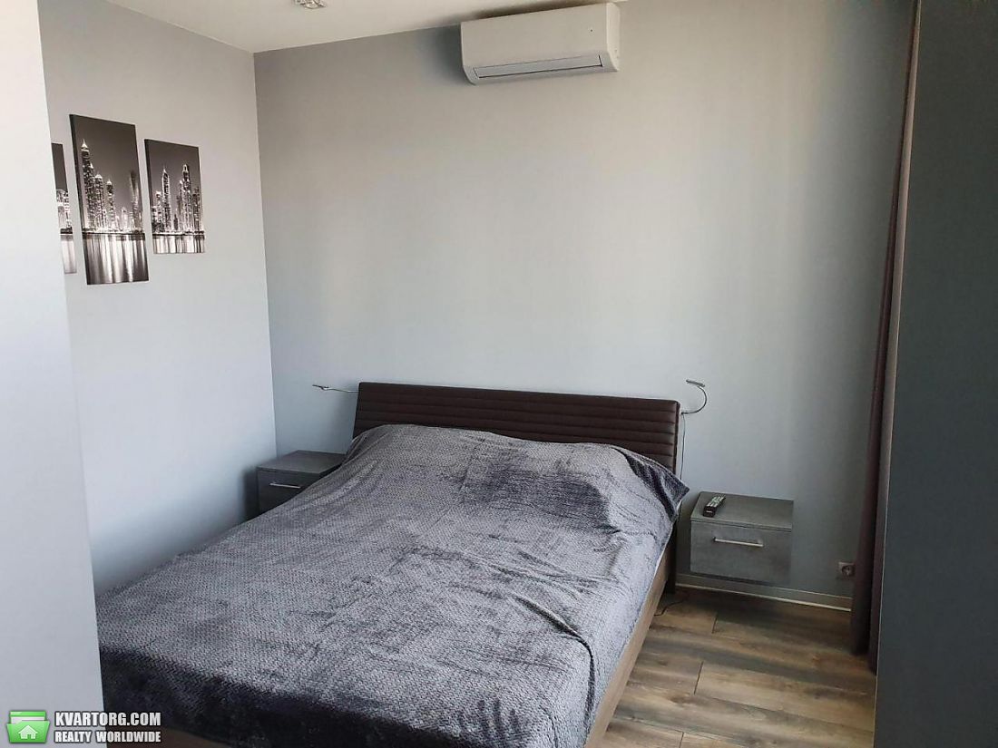 Rent out 2-room apartment. Киев, Деловая — photo 10
