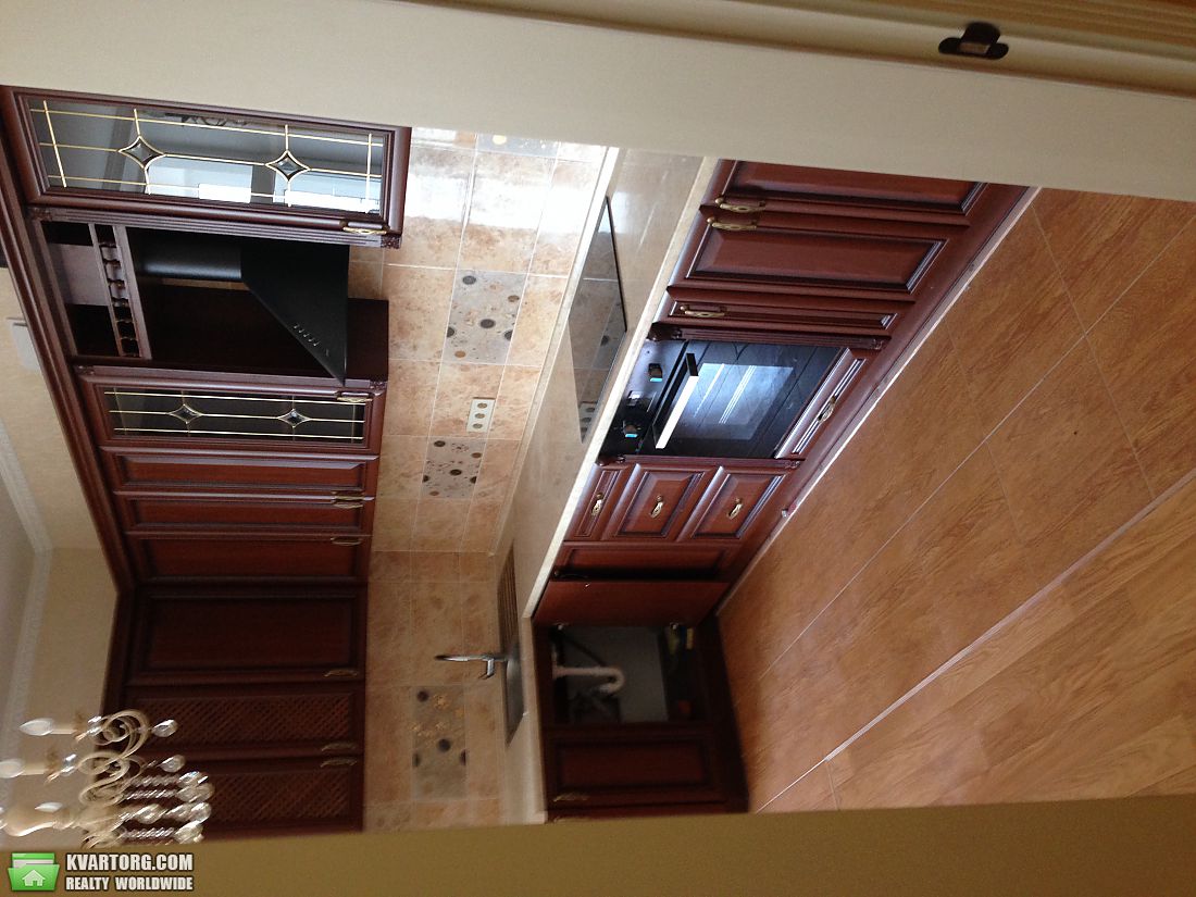 Rent out 3-room apartment. Киев,  Глубочицкая — photo 4