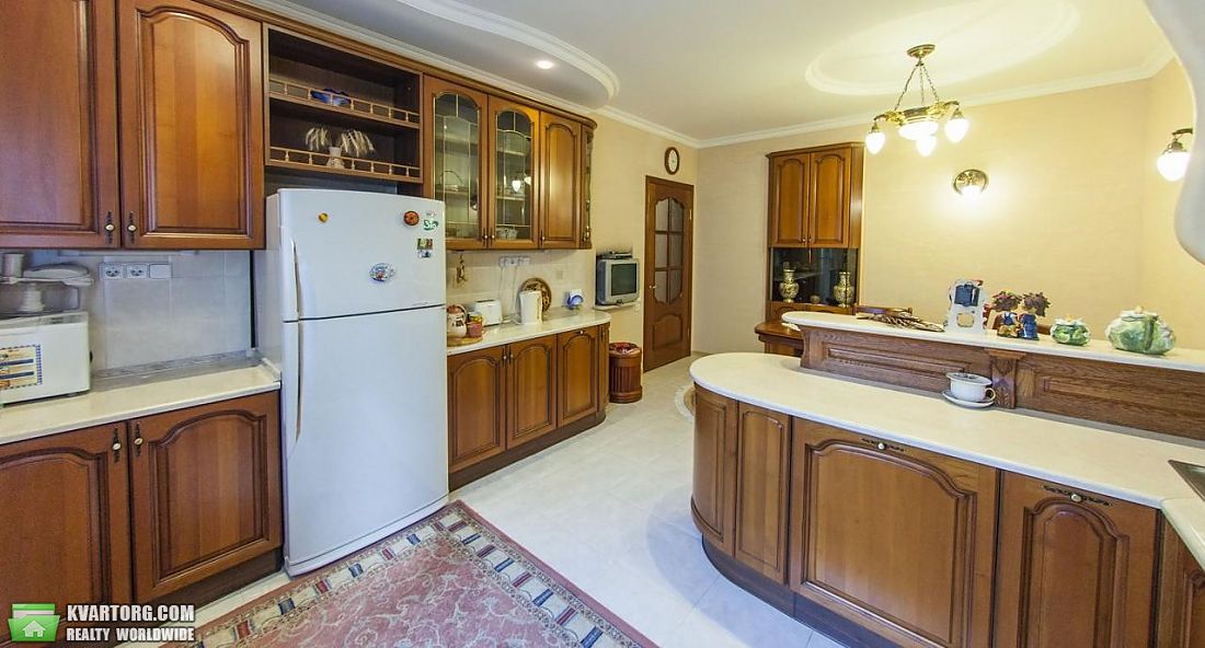 Rent out 3-room apartment. Киев, Коновальца — photo 2