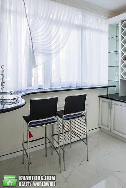 Sell 3-room apartment. Киев,  Драгомирова — photo 9