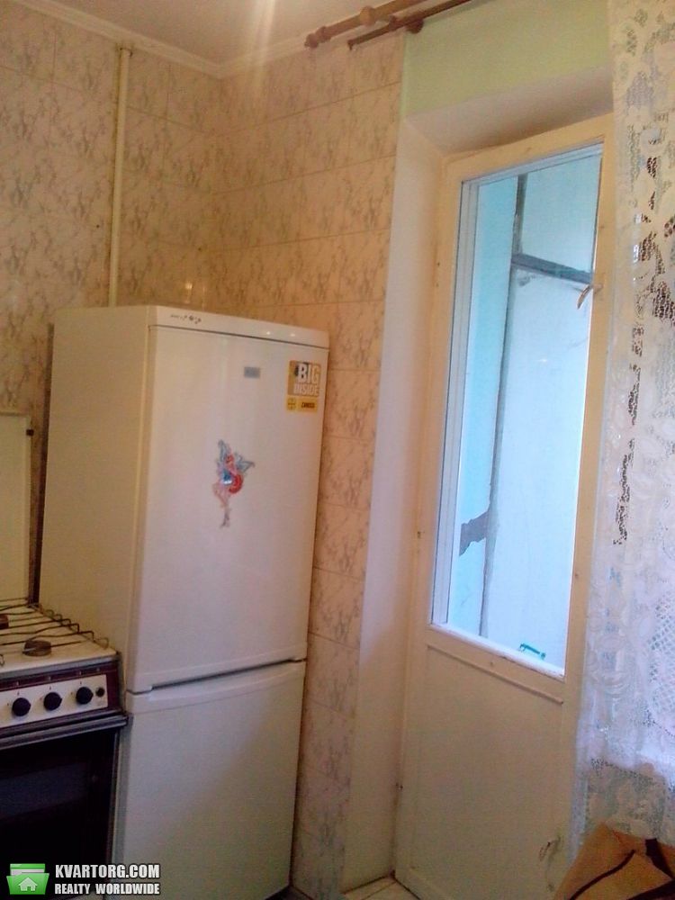 Rent out 1-room apartment. Киев, Жмеринская — photo 2