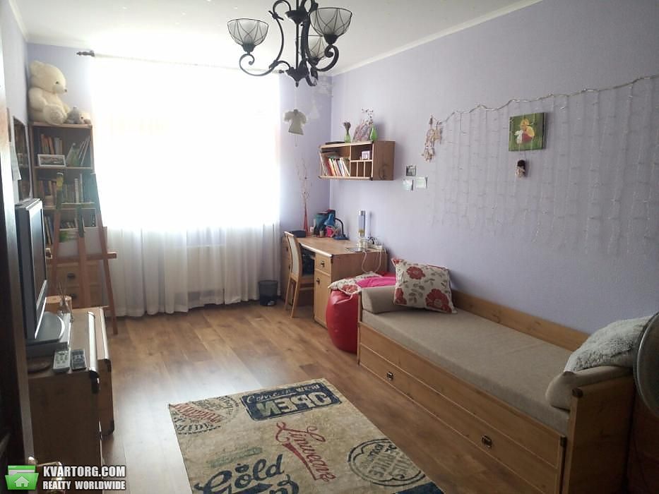 Sell 2-room apartment. Киев,  Воскресенская — photo 2