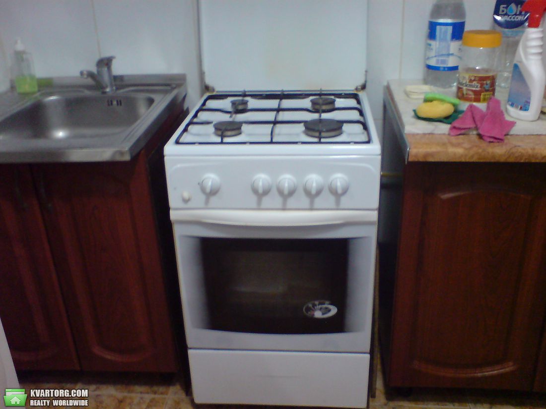 Rent out 1-room apartment. Киев,  Дубровицкая — photo 8