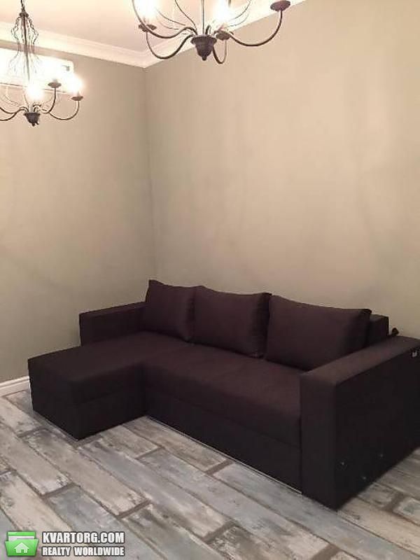 Rent out 2-room apartment. Киев, Жабаева — photo 5