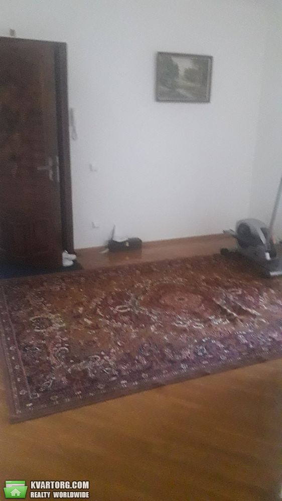 Rent out 3-room apartment. Киев, Смелянская — photo 1