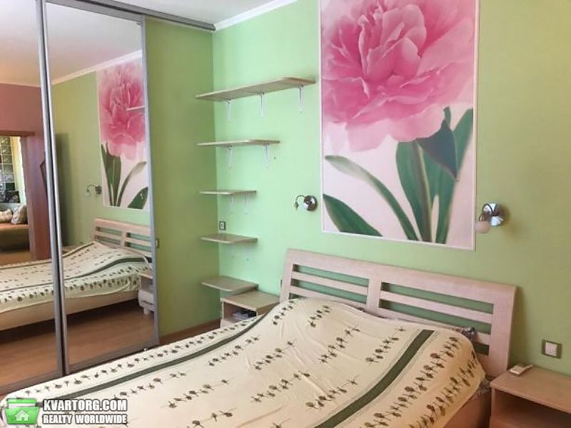 Sell 2-room apartment. Киев,  Краковская — photo 5