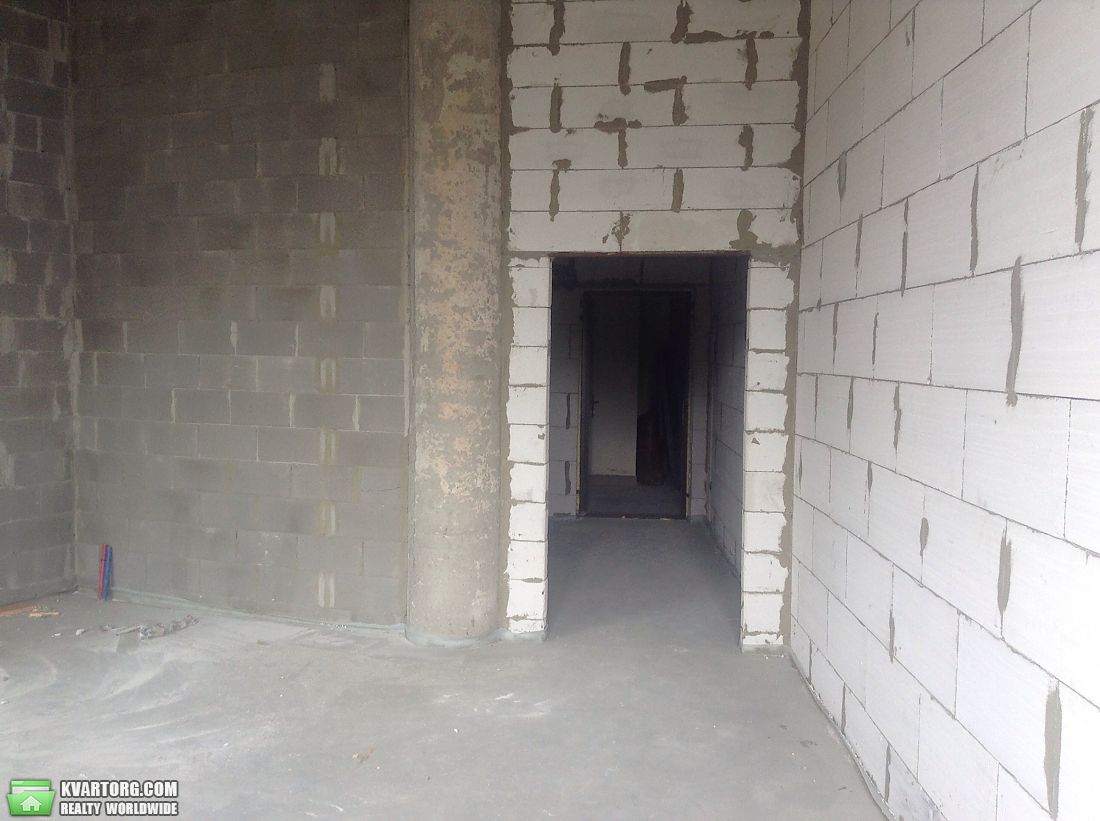 Sell 2-room apartment. Киев,  Эрнста — photo 2
