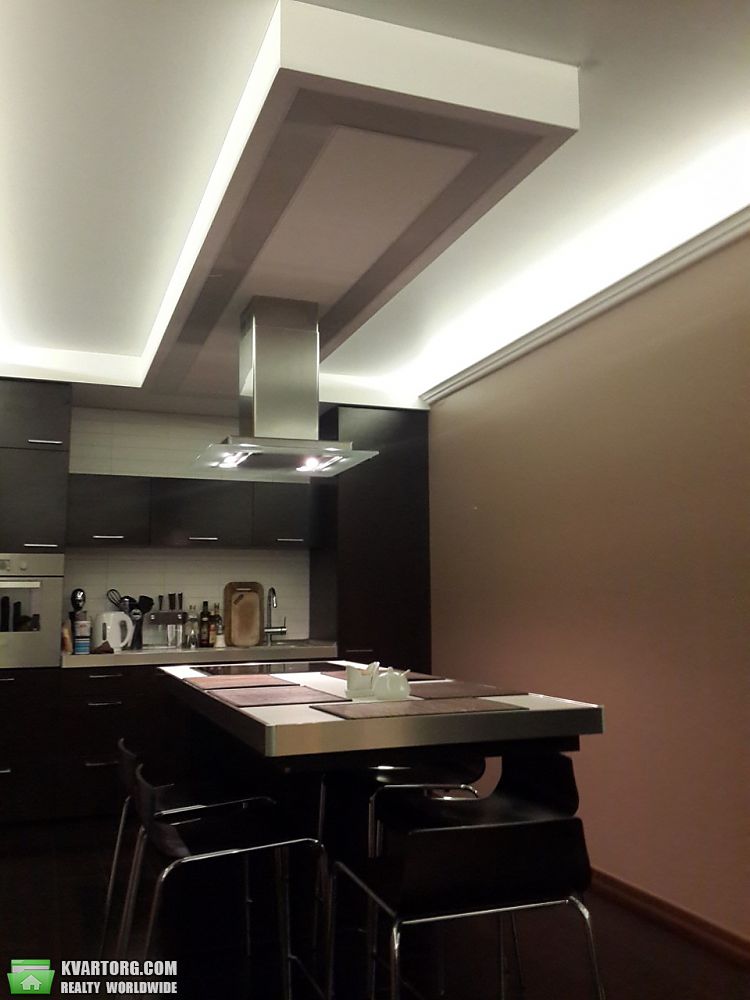 Rent out 2-room apartment. Киев, приорская — photo 3