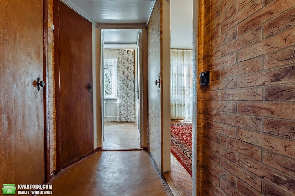 Sell 3-room apartment. Киев,  Салютная — photo 4